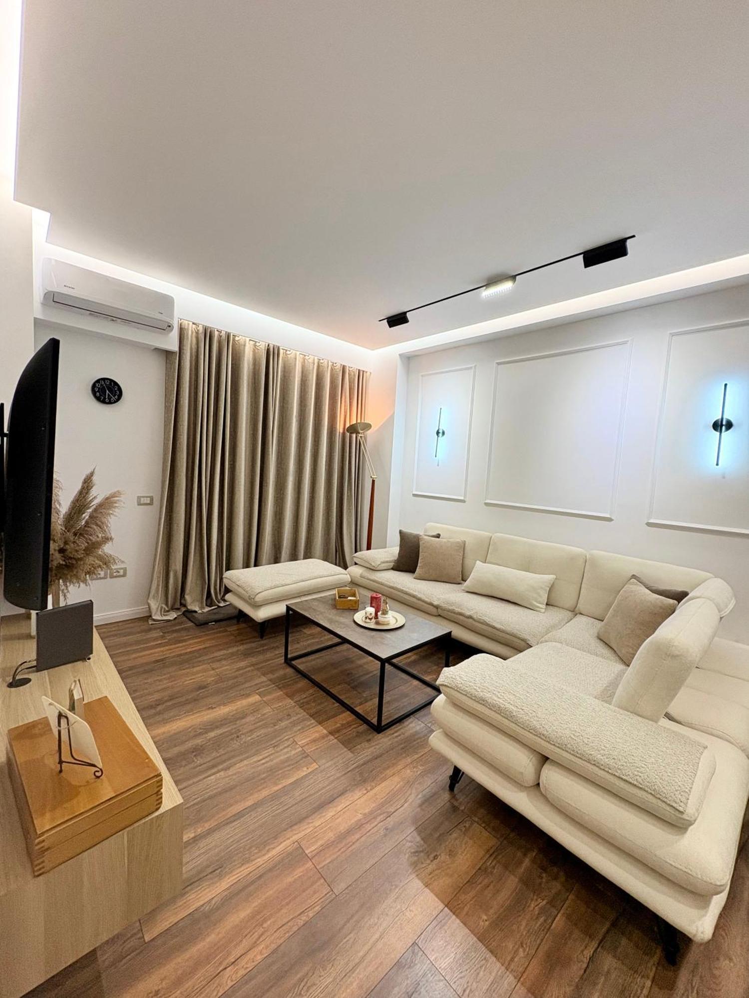 Alajs Apartament Вльора Екстер'єр фото
