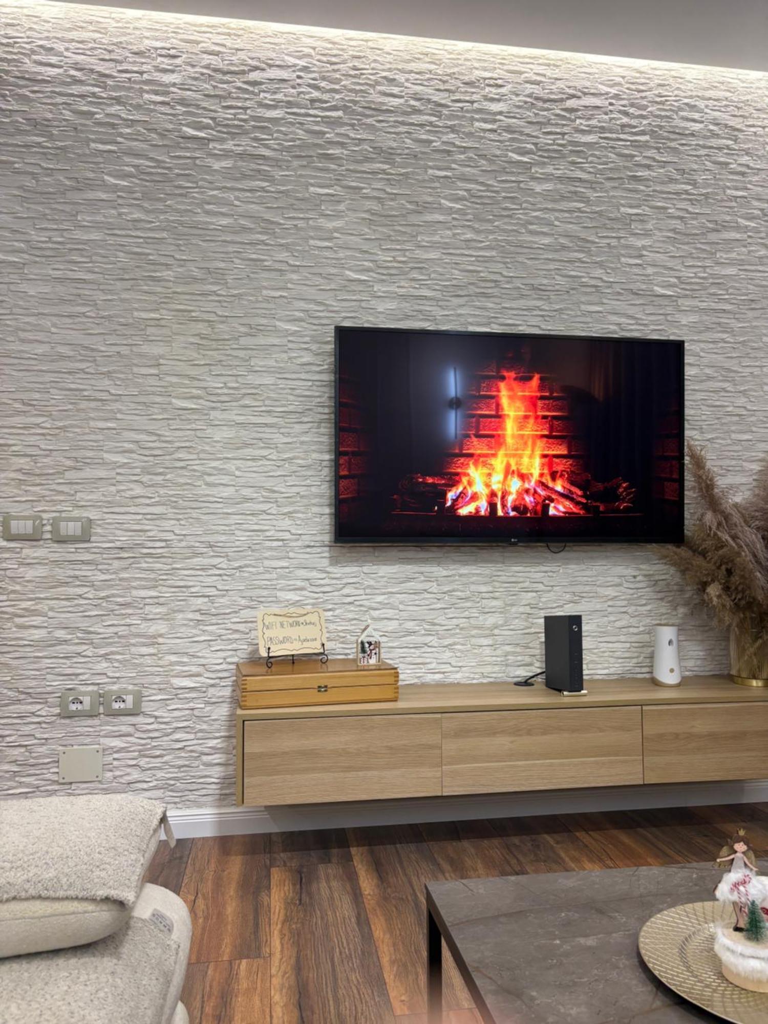 Alajs Apartament Вльора Екстер'єр фото